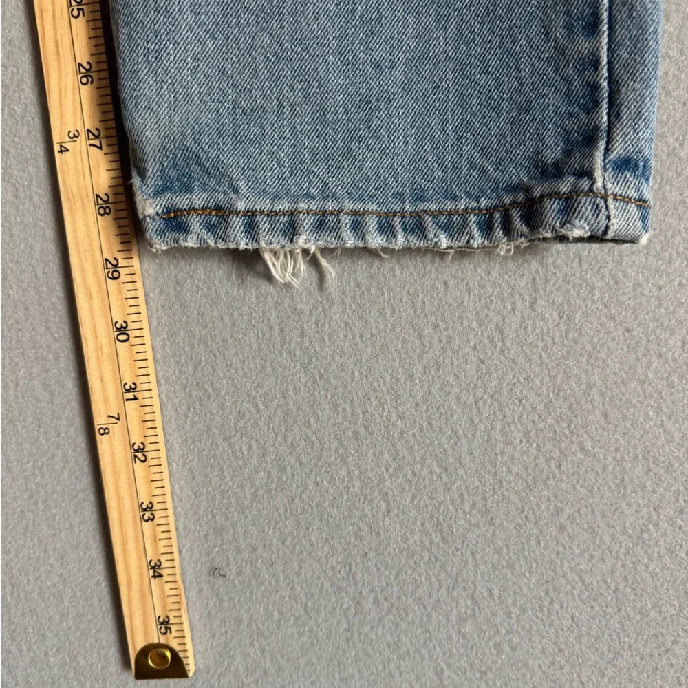 VTG Levi’s 550 Thrashed Grunge Baggy Jeans 32X29 (tag‎ 33X30)